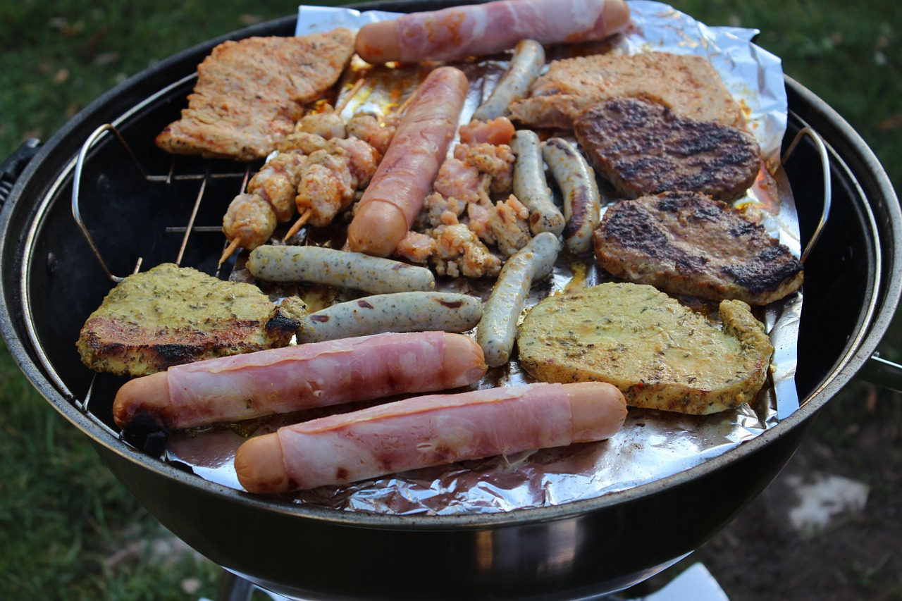 Barbekiu, Kepsniai, Dešrelės, Mėsa, Kepti Ant Grotelių, Maistas, Skanus, Vasara, Bbq, Dešra