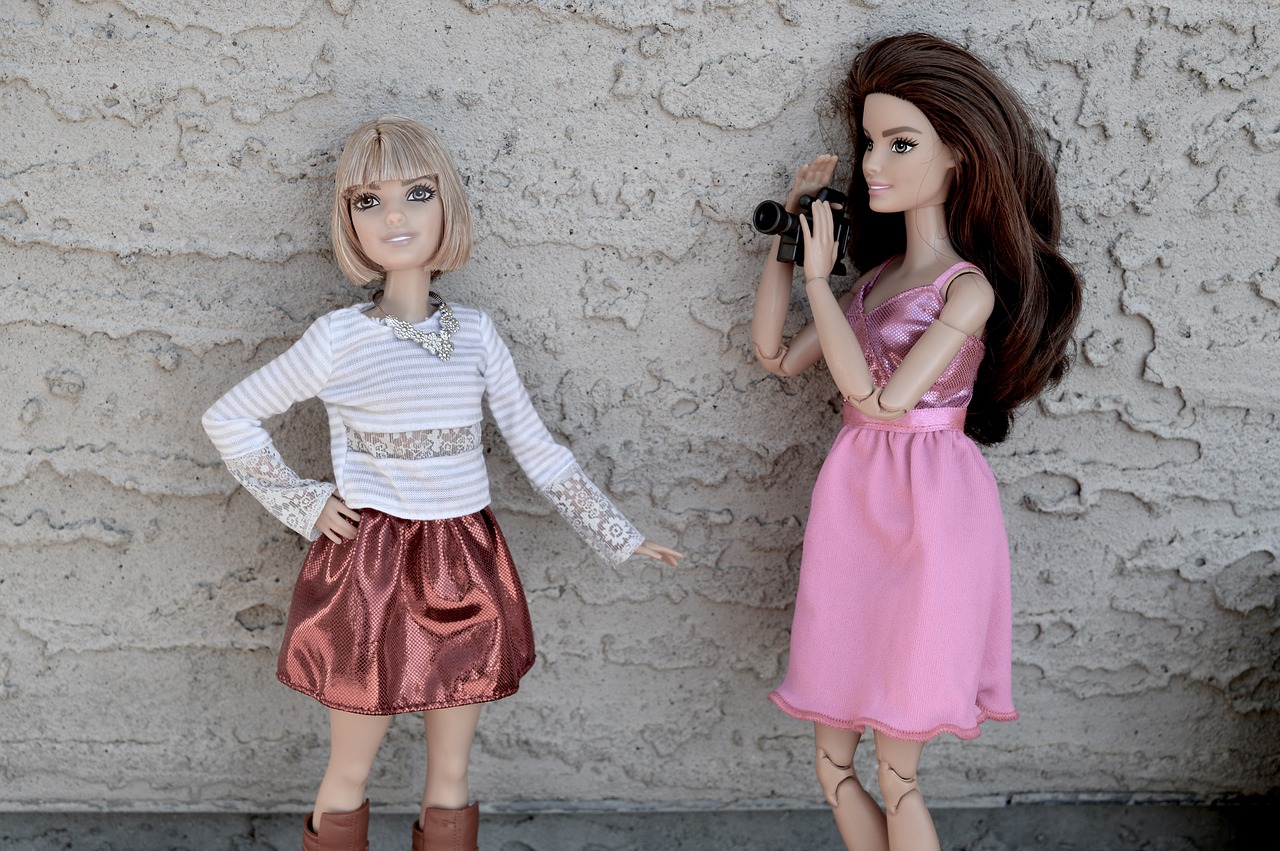 Barbie, Lėlės, Žaislai, Filmavimas, Filmas, Fotoaparatas, Kelia, Modelis, Mini Sijonas, Mergaitė