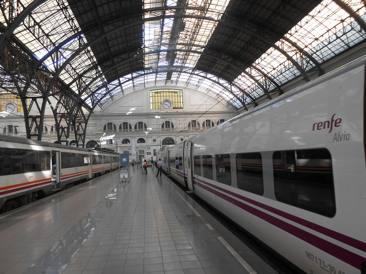 Barcelona, Traukinys, Traukinių Stotis, Nemokamos Nuotraukos,  Nemokama Licenzija