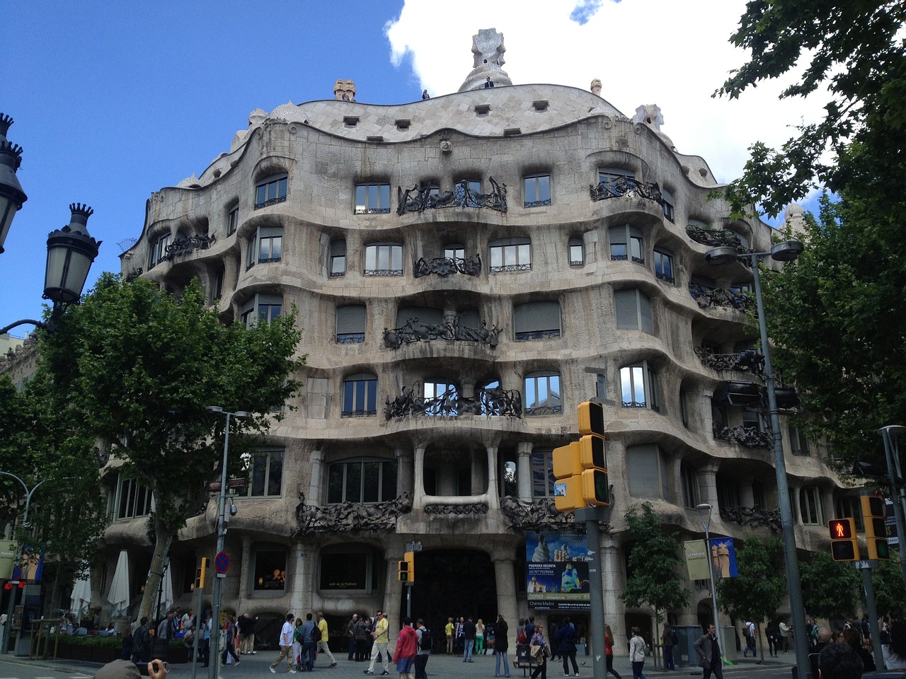 Barcelona, Pastatas, Gaudí, Architektūra, Ispanija, Nemokamos Nuotraukos,  Nemokama Licenzija