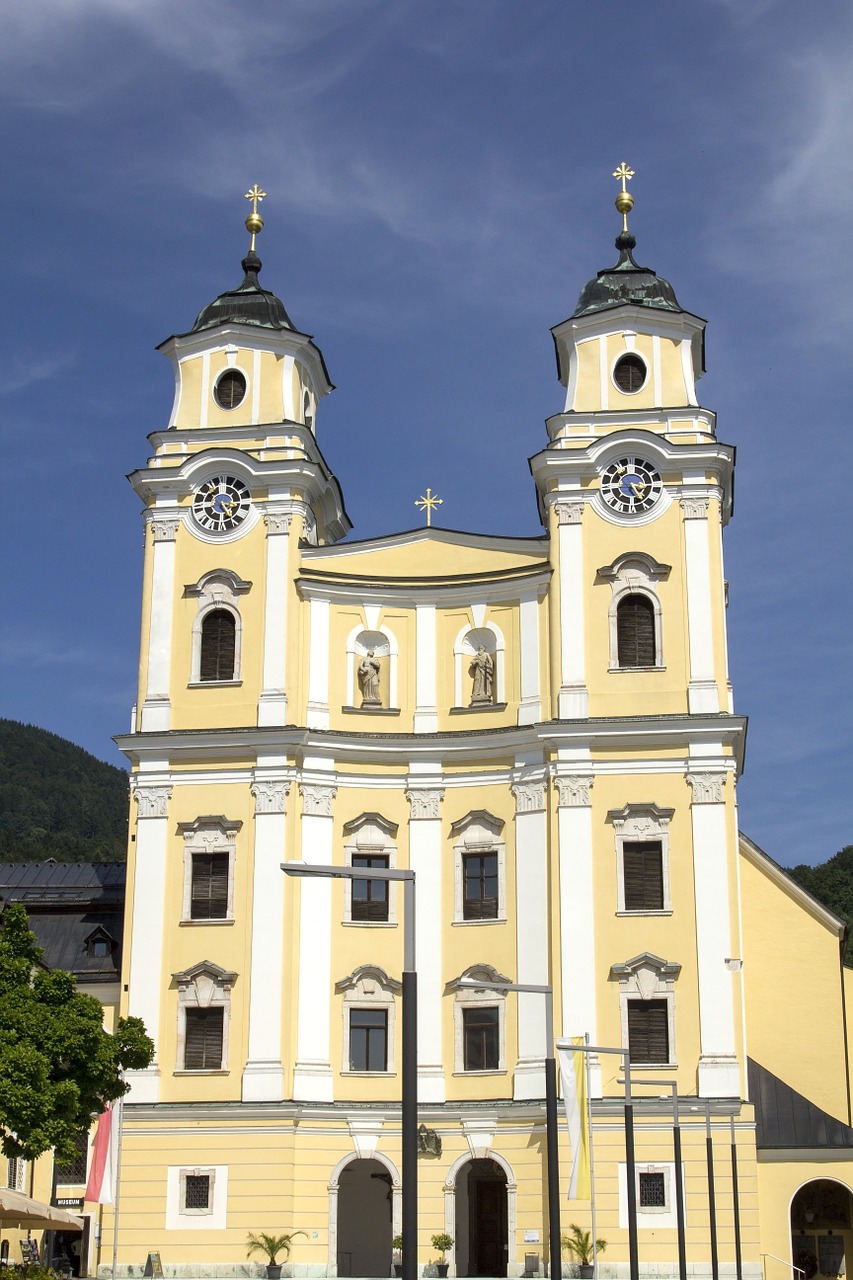 Bazilika, St Michaelis, Mondsee, Salzkammergut, Regionas, Aukštutinė Austrija, Austria, Viršutinė, Alpės, Vasara