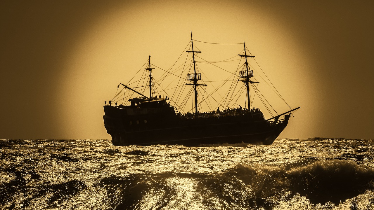 Karo Laivas, Piratų Laivas, Burlaivis, Karo Laivas, Nuotykis, Nemokamos Nuotraukos,  Nemokama Licenzija