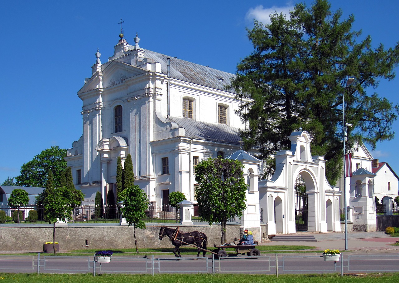 Baznica, Bažnyčia, Balta, Katalikų, Architektūra, Katalikybė, Krikščionybė, Vera, Religija, Nemokamos Nuotraukos