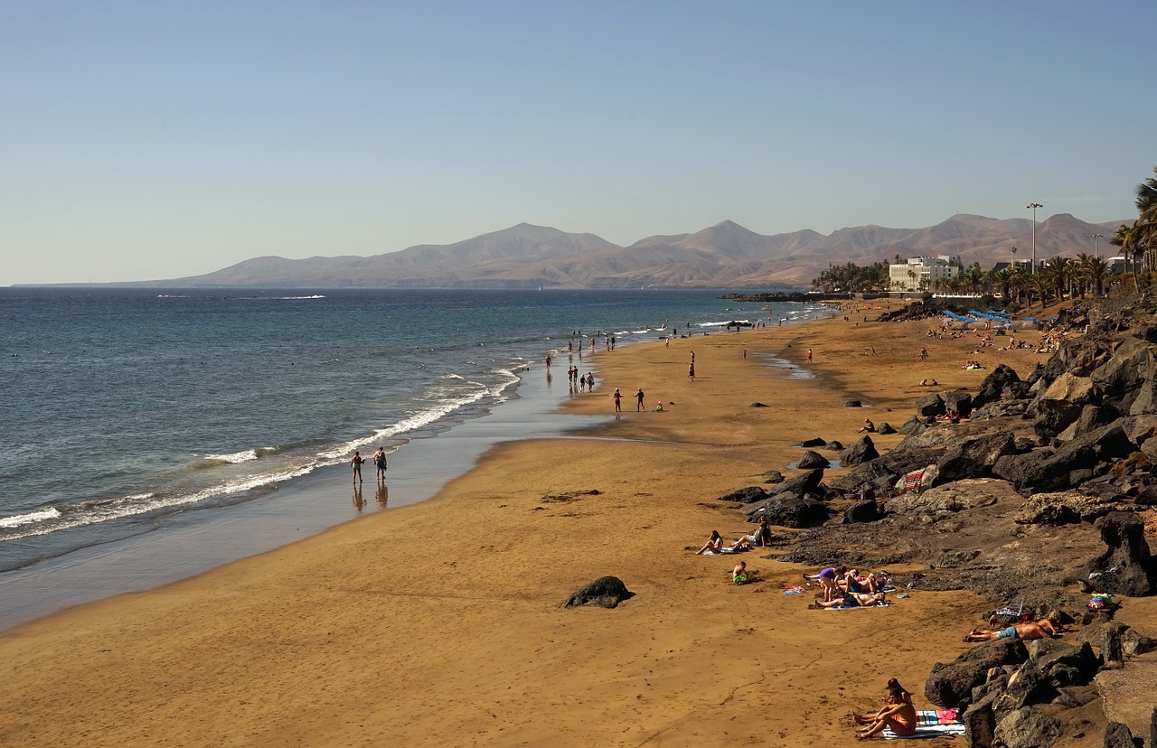 Papludimys, Puerto Del Carmen, Lanzarote, Jūra, Kalnai, Nemokamos Nuotraukos,  Nemokama Licenzija