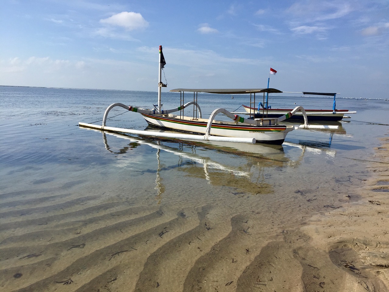 Papludimys, Bali, Indonezija, Indijos Vandenynas, Jūra, Valtis, Vandenynas, Krantas, Mėlynas Dangus, Jūros Bangos