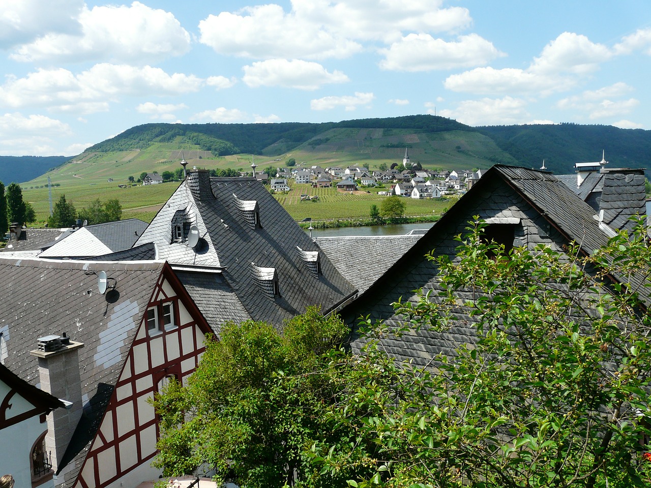 Beilstein, Mosel, Miestas, Kaimas, Namai, Savivaldybė, Košės Zelio Rajonas, Sachsen, Upė, Upės Posūkis