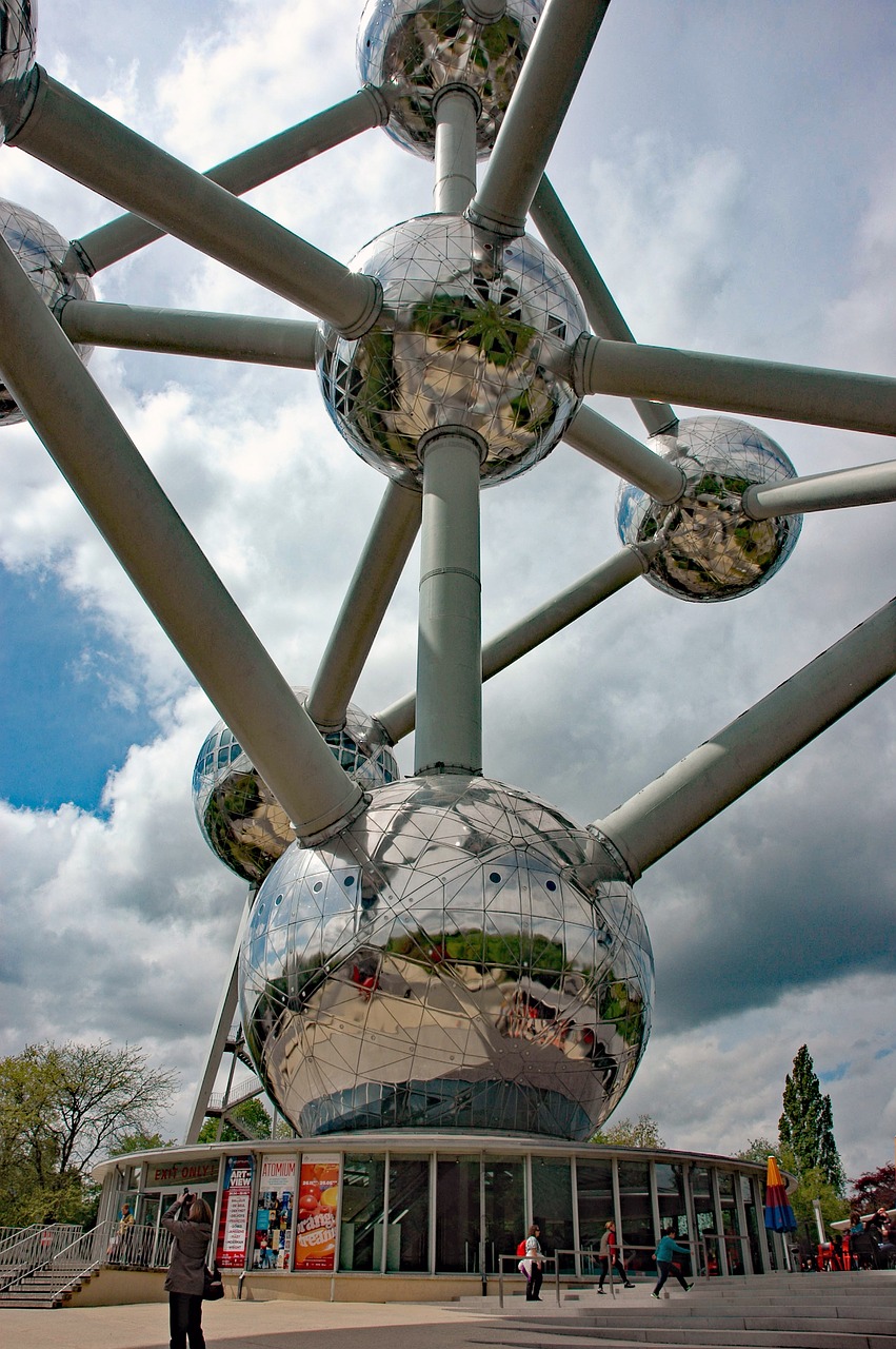 Belgija 2015,  Briuselyje,  Atomium,  Pasaulio Mugė,  Debesys, Nemokamos Nuotraukos,  Nemokama Licenzija