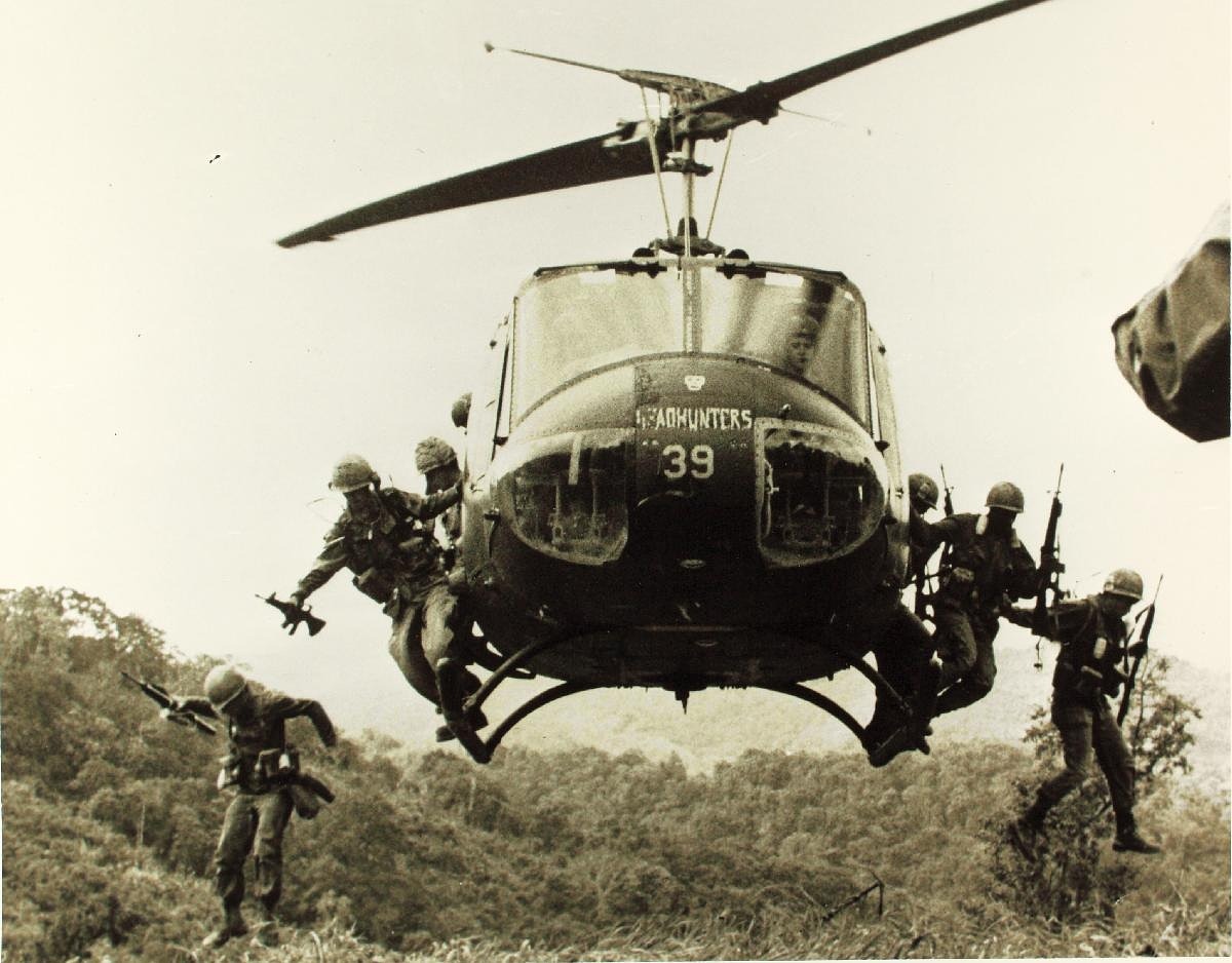 Bell Uh-1, Sraigtasparnis, Iroquois, Huey, Vietnamo Karas, Orlaivis, Transportas, Kareiviai, Kariuomenė, Nemokamos Nuotraukos