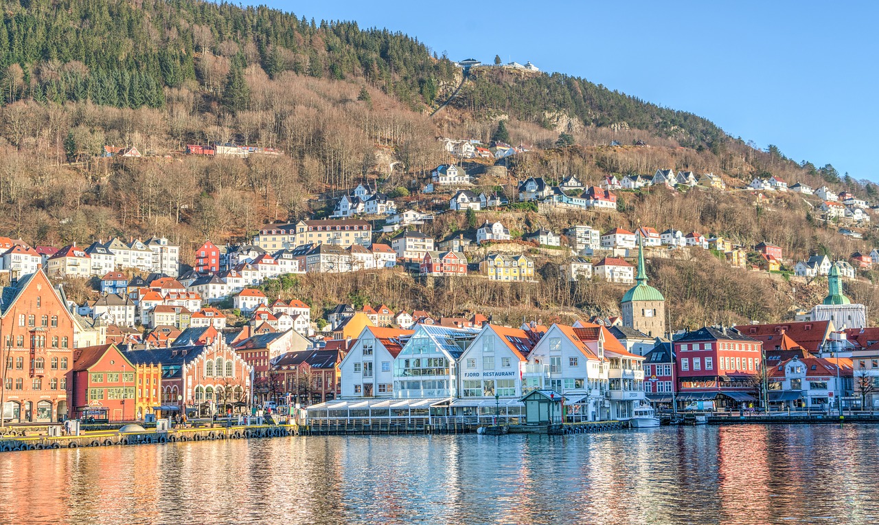 Bergen, Norvegija, Architektūra, Uostas, Vanduo, Bryggen, Skandinavija, Europa, Miesto Panorama, Turizmas