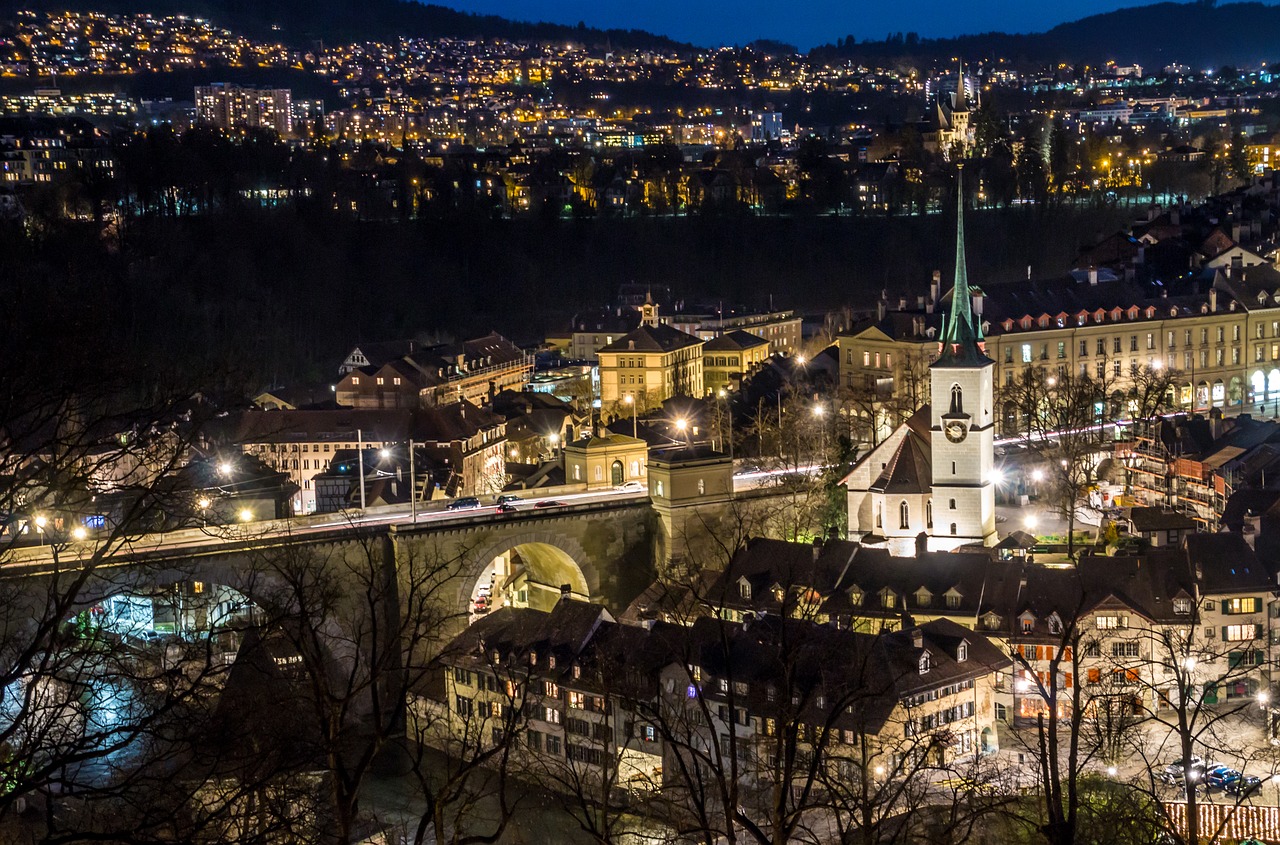 Bern, Šveicarija, Rožių Sodas, Pastatas, Centro, Miestas, Kapitalas, Senamiestis, Architektūra, Aare