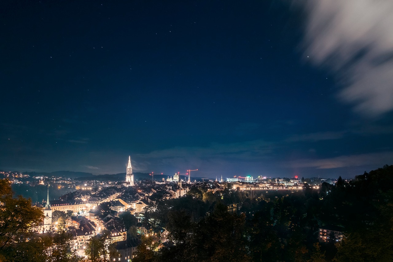 Bern, Naktinė Nuotrauka, Ilga Ekspozicija, Šveicarija, Žvaigždė, Apšviestas, Žiema, Ruduo, Žibintai, Apšvietimas