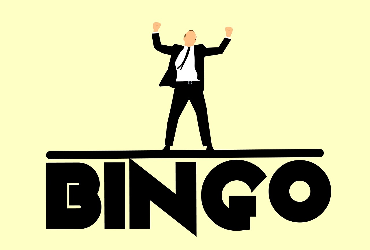 Bingo, Žaisti, Azartiniai Lošimai, Laimėti, Lotto, Sėkmė, Vyras, Žmonės, Stalinis Kompiuteris, Ženklas