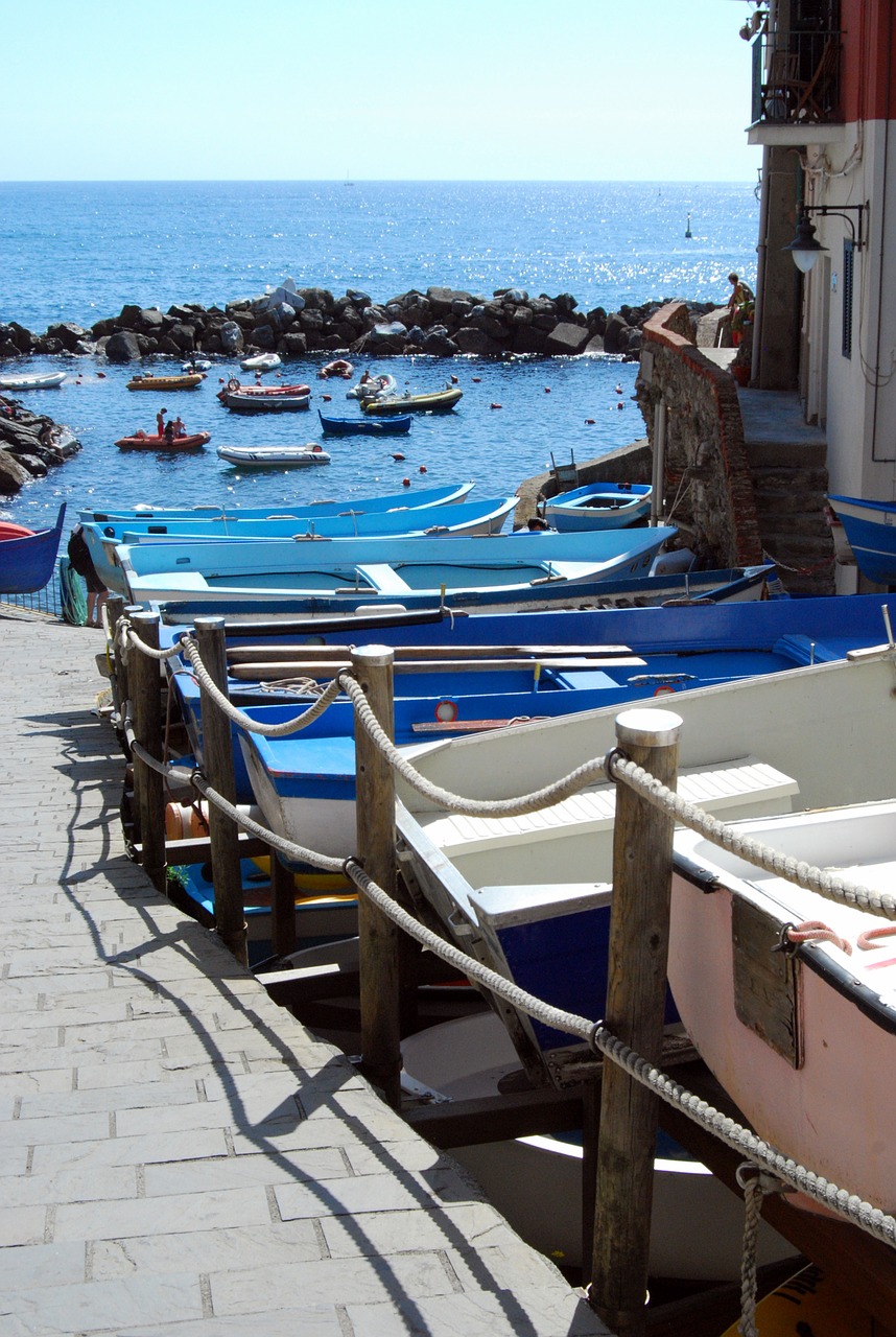 Valtis, Porto, Cinque Terre, Riomaggiore, Ligurija, Italy, Spalvos, Vanduo, Jūra, Nemokamos Nuotraukos