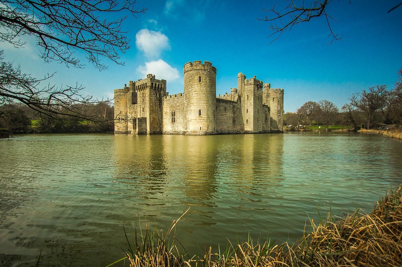 Bodiam Pilis, Pilis, Ežeras, Paminklas, Anglija, Viduramžių Architektūra, Robertsbridžas, East Sussex, Nemokamos Nuotraukos,  Nemokama Licenzija