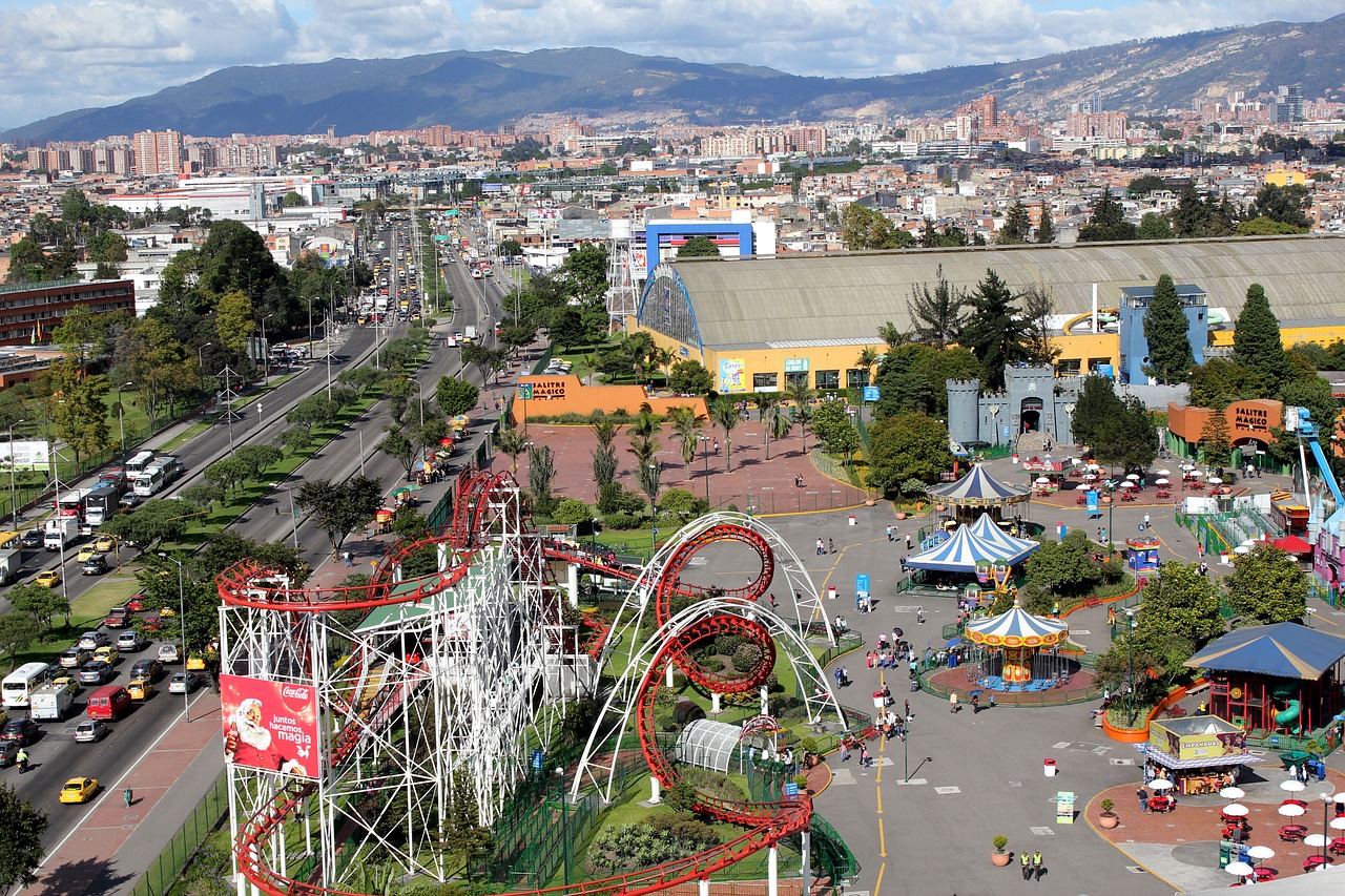 Bogotá, Kolumbija, Miestas, Cundinamarca, Architektūra, Pastatas, Parketu Druska, Pramogų Parkas, Žaidimai, Kalneliai