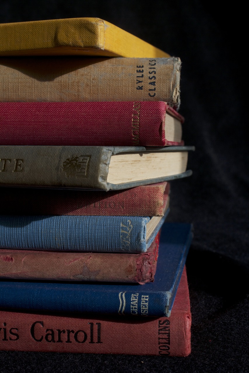 Knygos, Senas, Senoji Knyga, Senovinis, Literatūra, Vintage, Skaitymas, Krūva, Krūva, Amžius