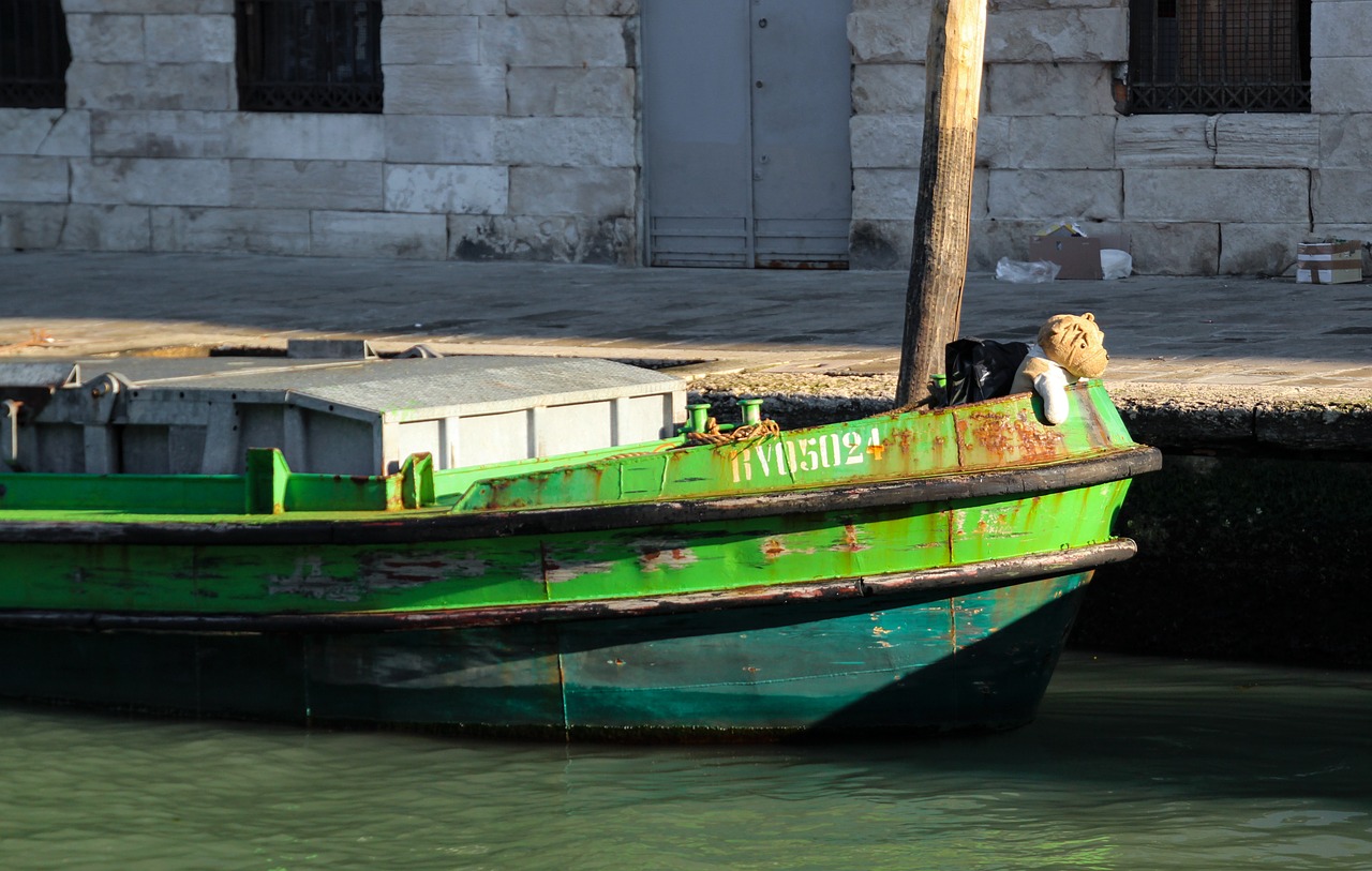 Boot, Kanalas, Iškamša, Turėti, Vienišas, Vienas, Venecija, Nemokamos Nuotraukos,  Nemokama Licenzija