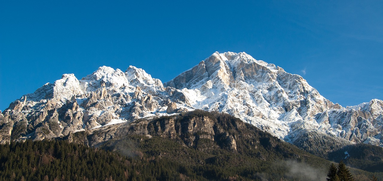 Borca ​​Di Cadore, Kalnas, Alpės, Gamta, Juoda Ir Balta, Rokas, Kalnai, Kraštovaizdis, Italy, Sniegas
