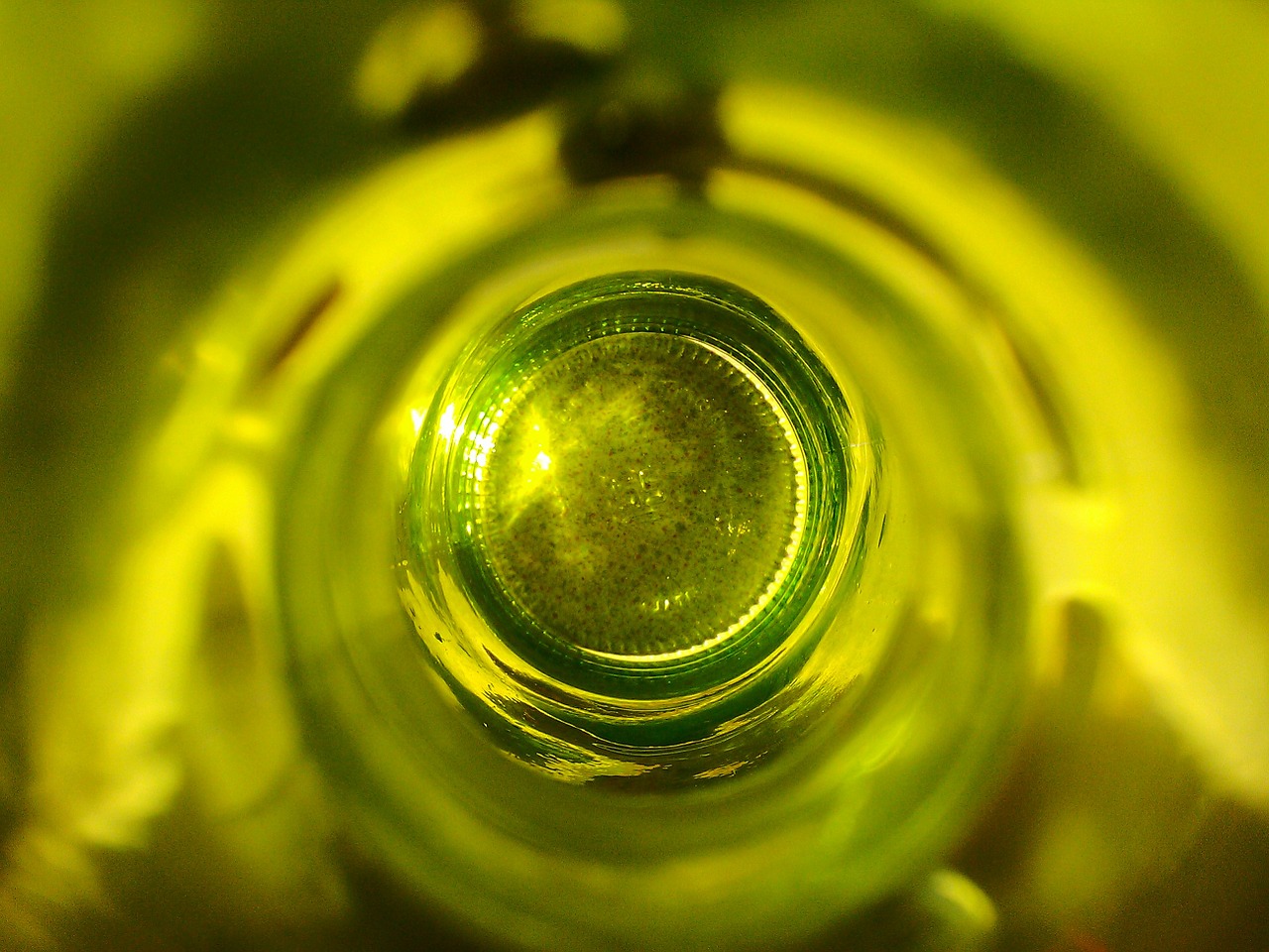 Butelis, Vanduo, Žalias, Poveikis, Stiklas, Vandens Butelis, Tuščias Butelis, Nemokamos Nuotraukos,  Nemokama Licenzija