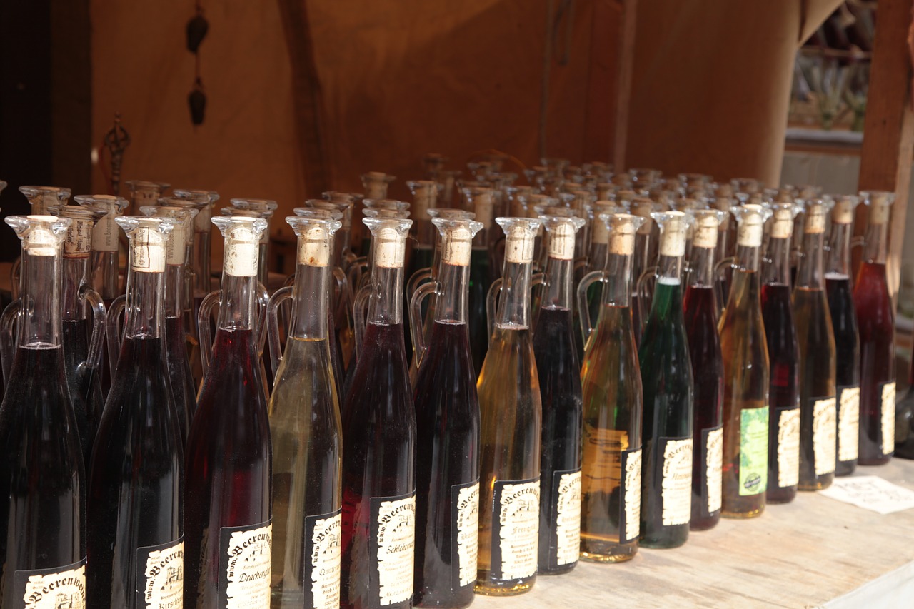 Buteliai, Vynas, Naudos Iš, Stikliniai Buteliai, Vyno Buteliai, Senoji Etiketė, Nemokamos Nuotraukos,  Nemokama Licenzija