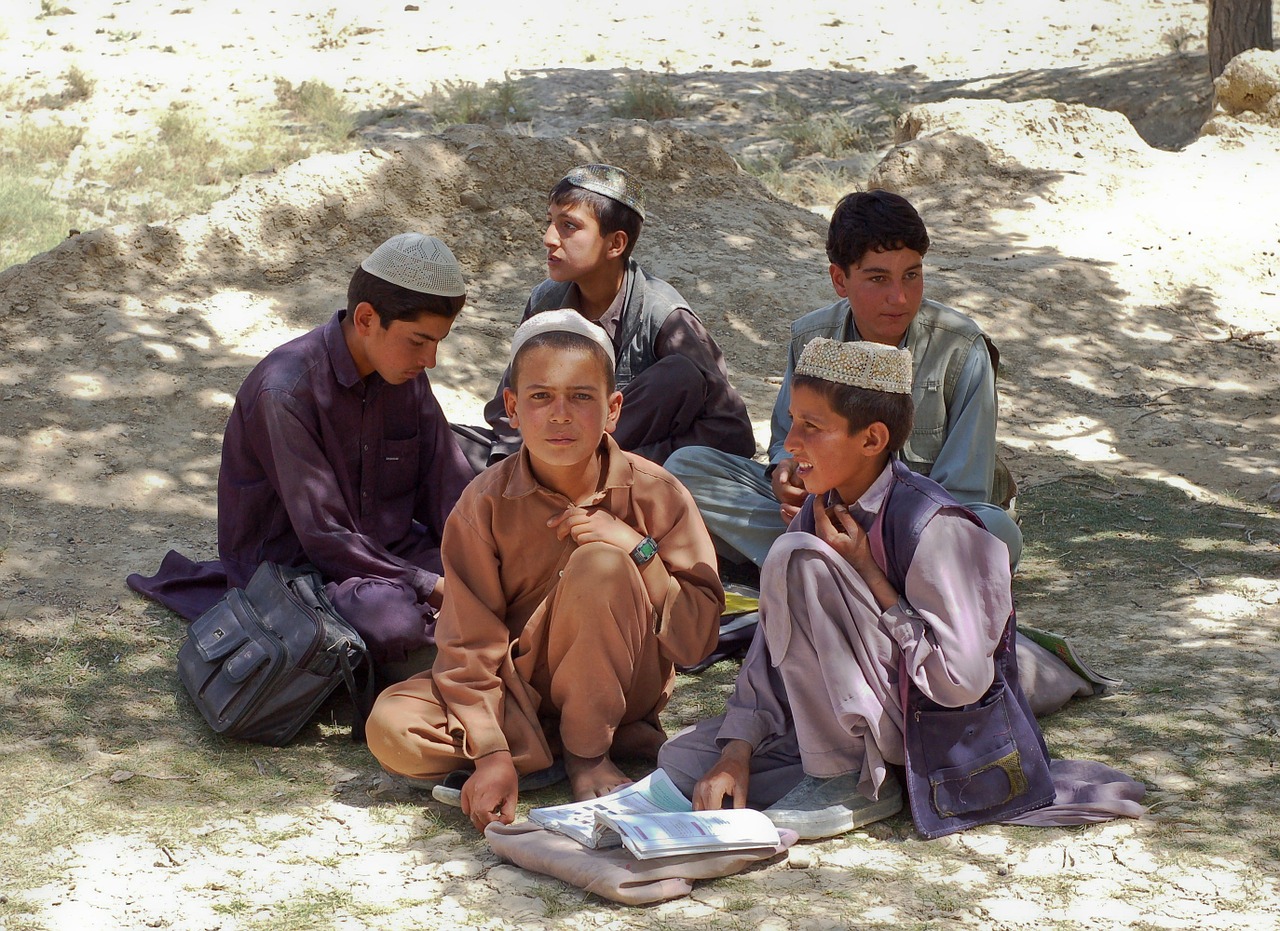Berniukai, Mokiniai, Bamozai, Afganistanas, Musulmonai, Islamas, Vaikinai, Vaikai, Mokykla, Nemokamos Nuotraukos