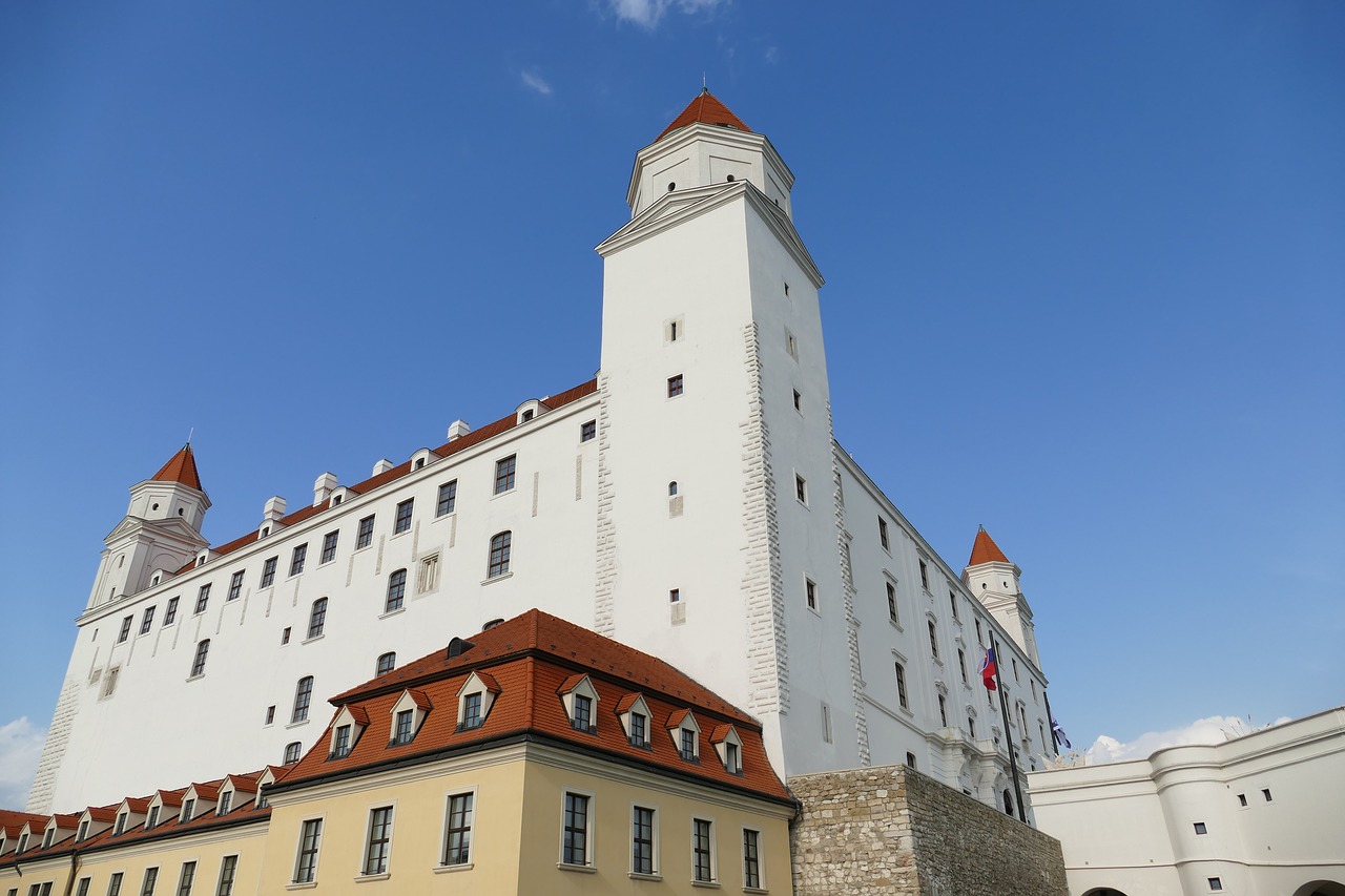 Bratislava, Slovakija, Danube, Miestas, Architektūra, Kapitalas, Istoriškai, Pilis, Istorinis Pastatų Bokštas, Nemokamos Nuotraukos