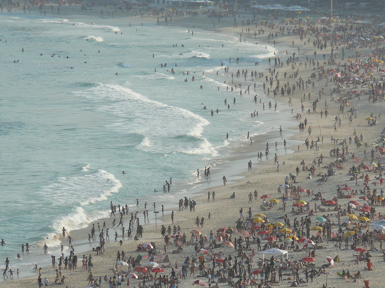 Brazilija, Rio De Žaneiras, Copacabana, Papludimys, Turistai, Žmonės, Nemokamos Nuotraukos,  Nemokama Licenzija