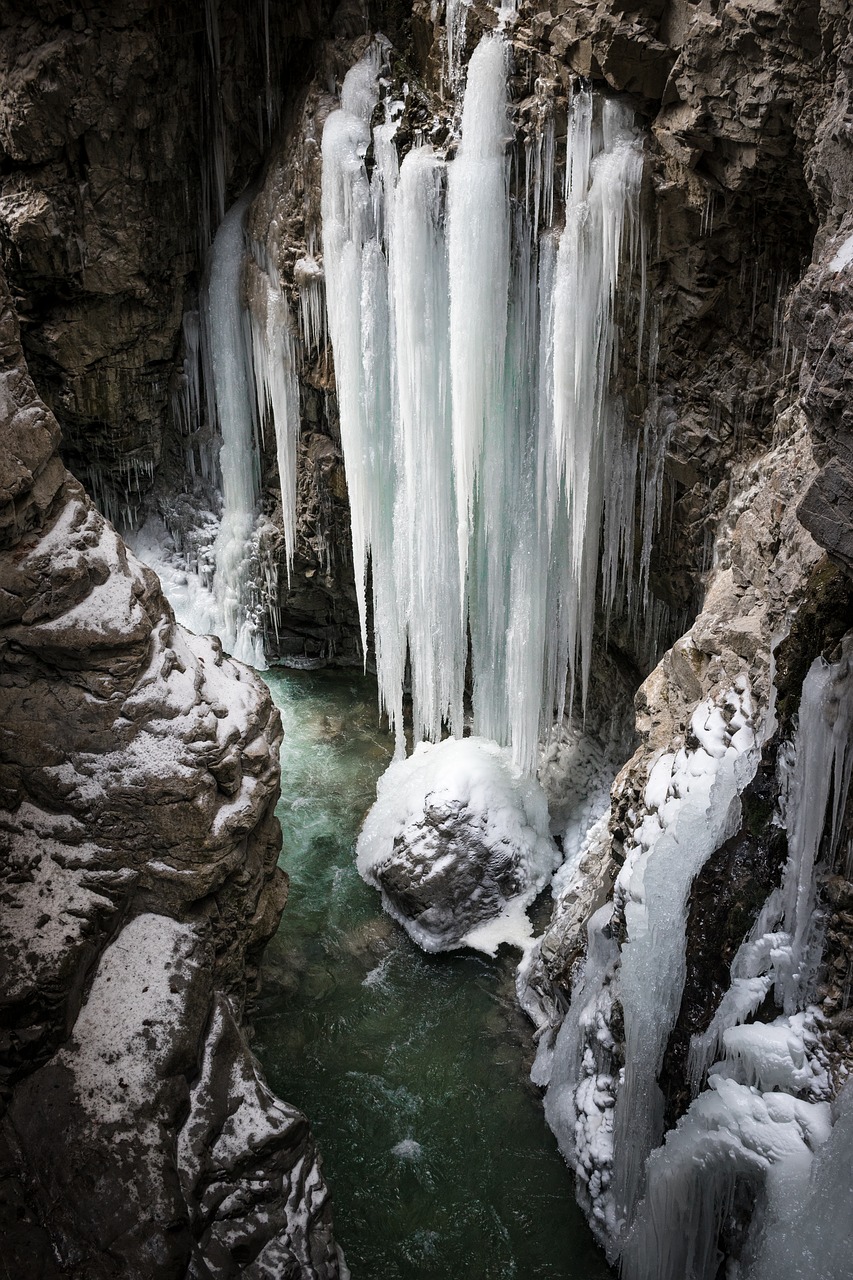 Breitachklamm,  Oberstdorf,  Allgäu,  Kalnų Upelis,  Tarpeklis,  Krioklys,  Žiemos,  Kraštovaizdis,  Vandens,  Sniegas