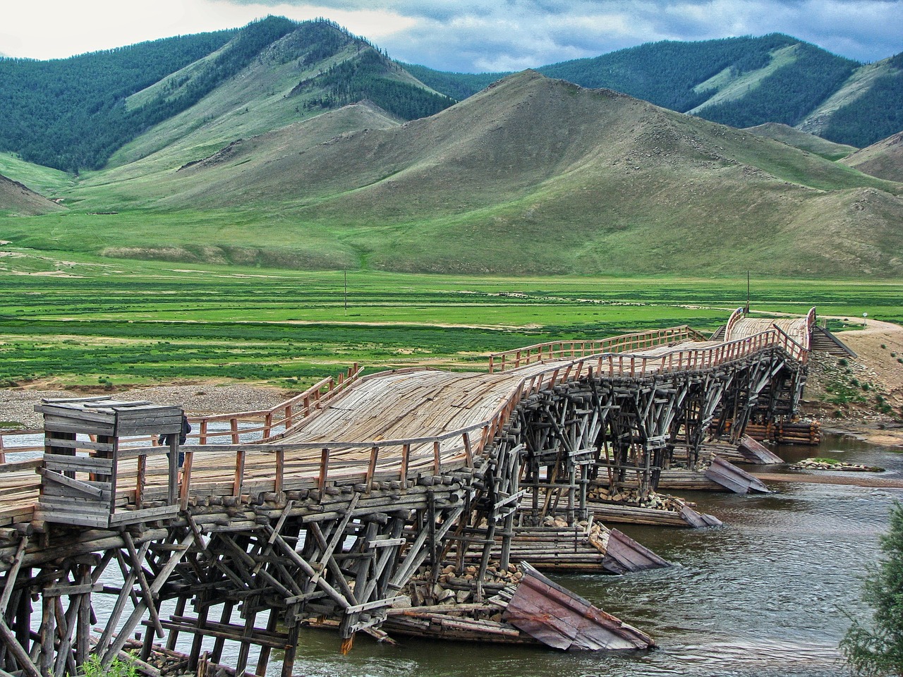 Tiltas, Kelių Tiltas, Pastatas, Dizaino, Tvoros Įlanka, Medinis, Kalnai, Perėjimas, Architektūra, Mongolija