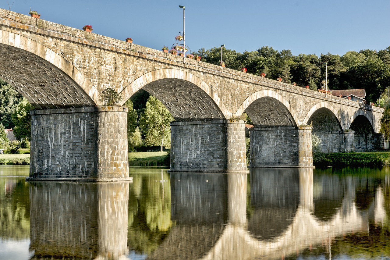 Tiltas, France, Auvergne, Retournac, Aukšta Liura, Loire, Upė, Šviesa, Senas Tiltas, Nemokamos Nuotraukos