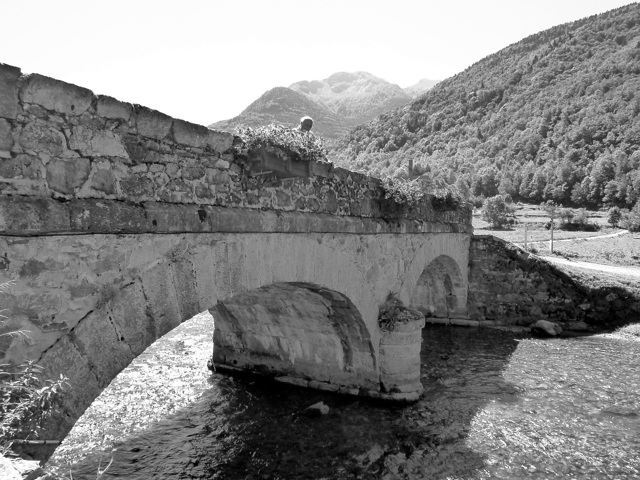 Tiltas, Vanduo, Upė, Ariège, Kalnas, Juoda Ir Balta, Nemokamos Nuotraukos,  Nemokama Licenzija