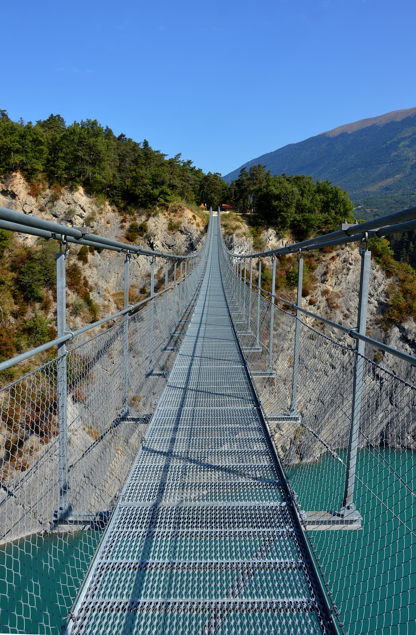 Tiltas, Kabantis Tiltas, Ežeras, Monteynard-Avignonet, France, Nemokamos Nuotraukos,  Nemokama Licenzija