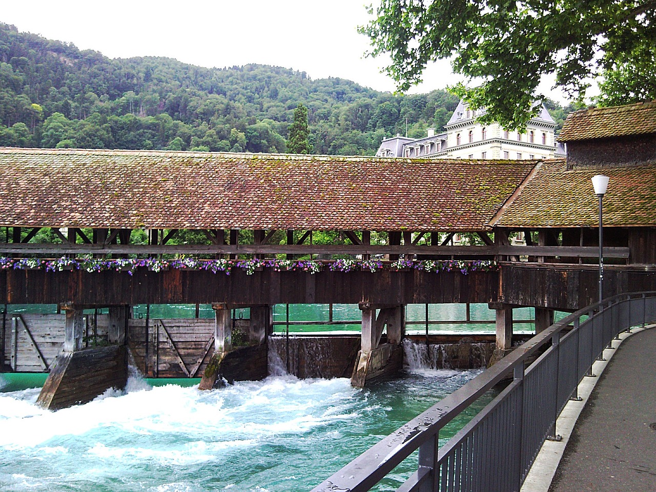 Tiltas, Uždengtas Tiltas, Pėsčiųjų Tiltas, Aarebrücke, Upė, Vanduo, Weir, Šveicarija, Užtvankos, Thun