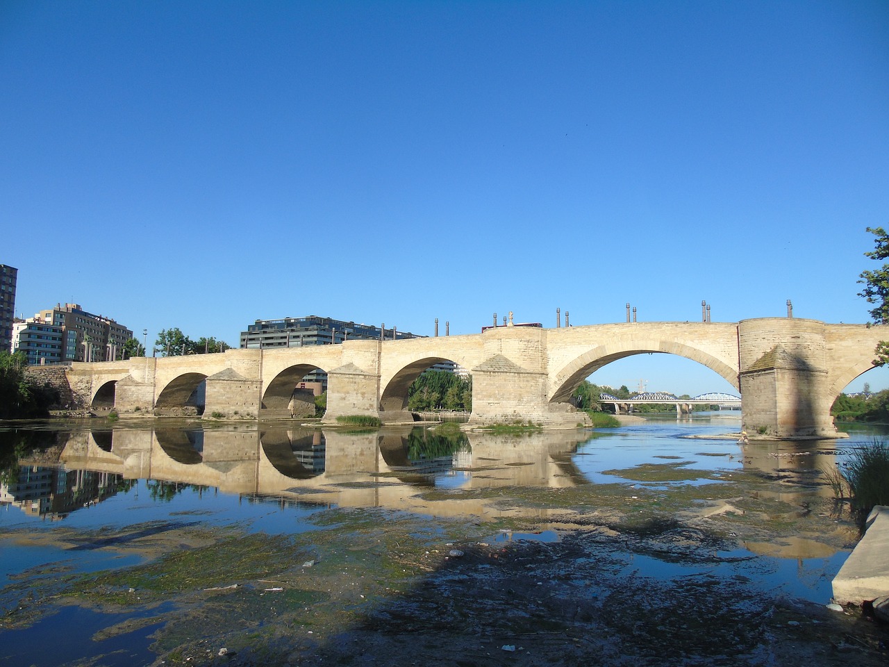 Tiltas, Saragosas, Upė, Vanduo, Ispanija, Kraštovaizdis, Nemokamos Nuotraukos,  Nemokama Licenzija