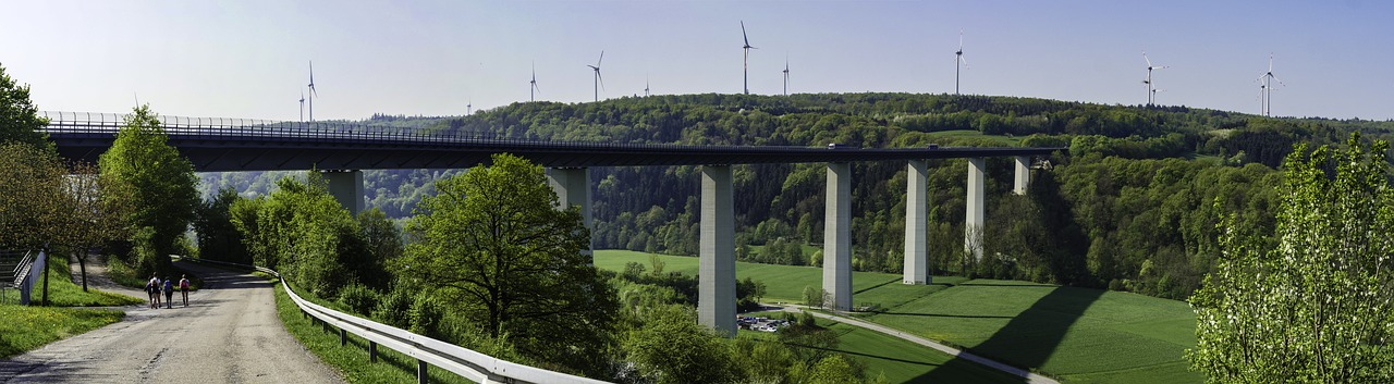 Tiltas,  Highway,  Žygiai,  Panorama,  Ekrano Užsklanda,  Pėsčiųjų Grupę,  Grupė,  Moterys,  Windräder,  Energijos