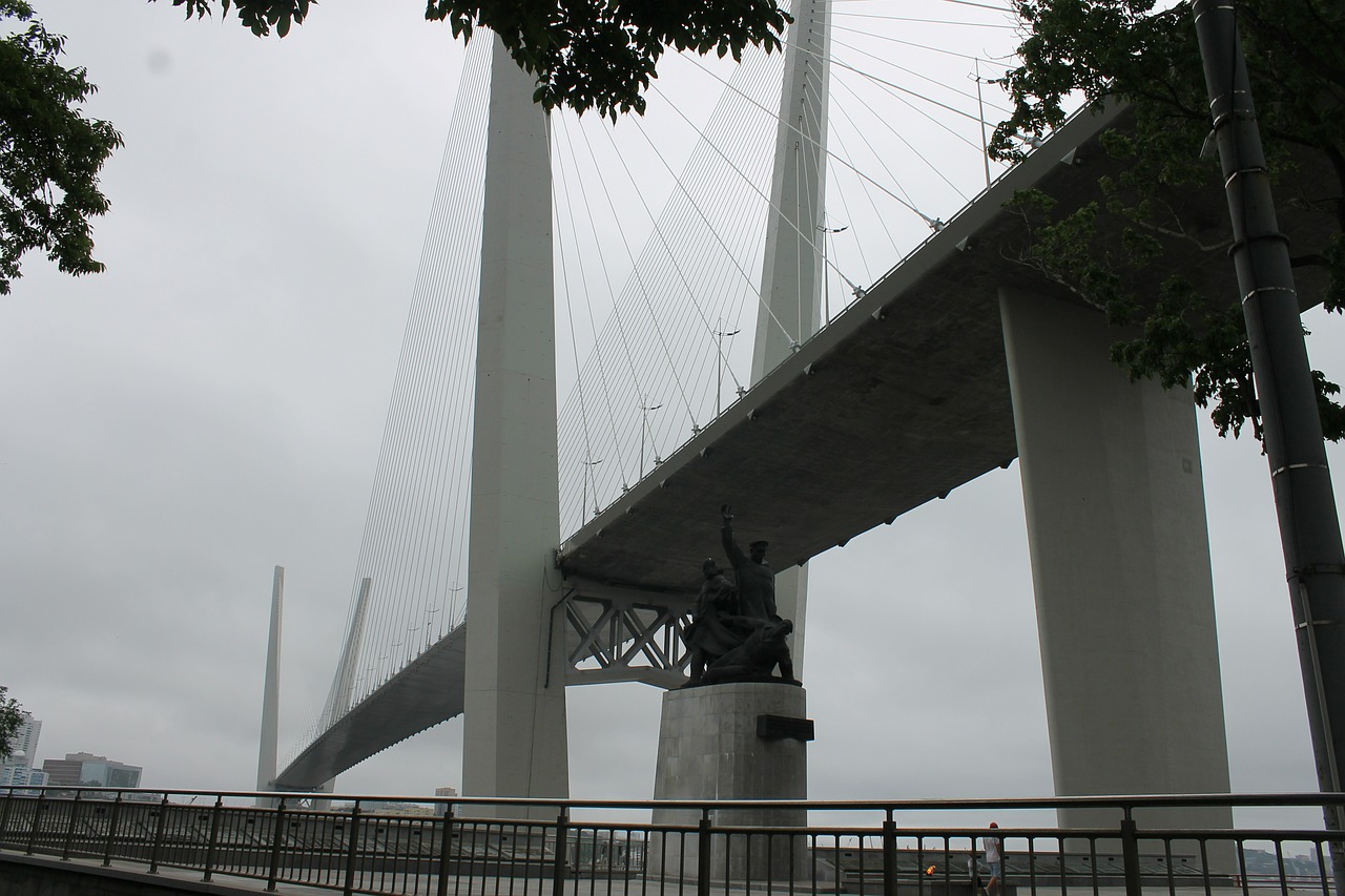 Tiltas, Vladivostok, Gatvė, Architektūra, Auksinis Tiltas, Paminklas Prekybos Laivyno Jūreiviams, Nemokamos Nuotraukos,  Nemokama Licenzija