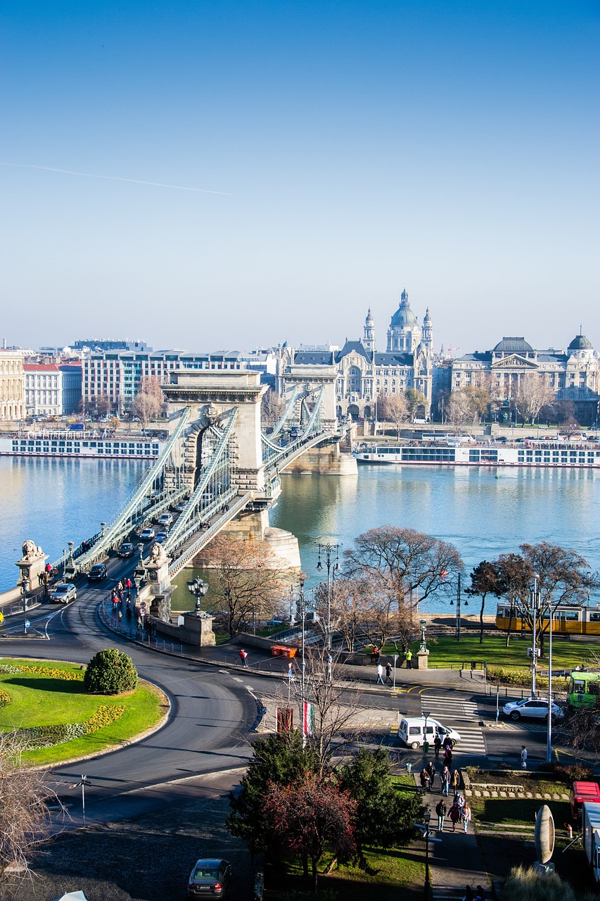 Tiltas, Budapest, Architektūra, Upė, Vengrija, Danube, Pastatas, Lankytinos Vietos, Plieno Konstrukcija, Konsolinis Tiltas