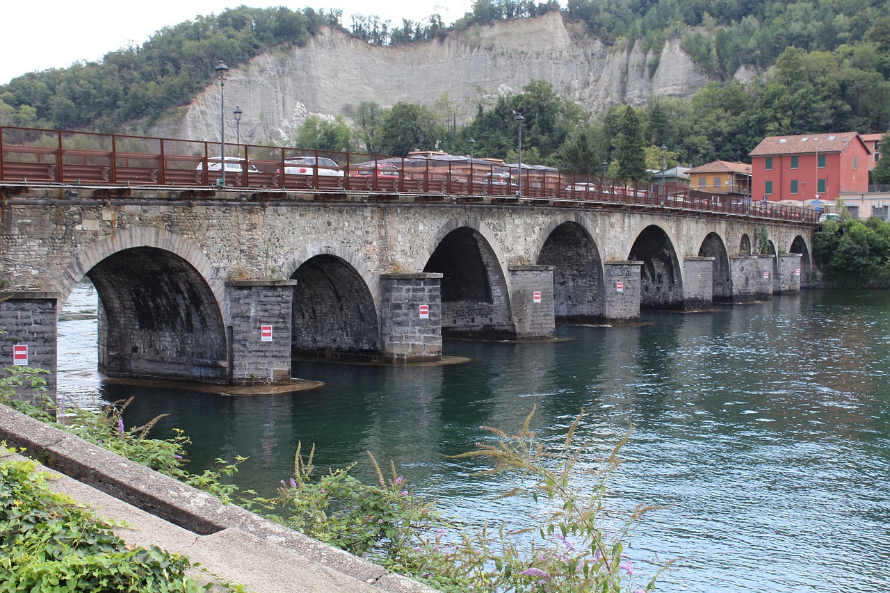 Tiltas Azzone Visconti, Tiltas, Arkos, Upė, Lecco, Lombardija, Italy, Ežero Como, Miesto Liūtas, Ežero Lecco