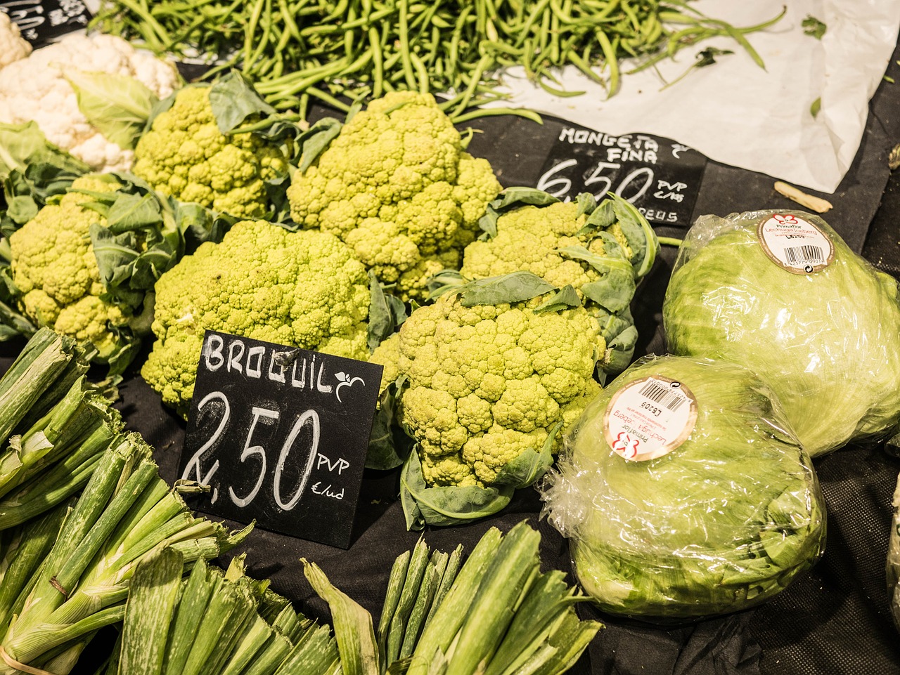 Brokoliai,  Turgus,  Daržovės,  Barcelona,  Maistas,  Šviežias,  Natūralus,  Žalias,  Ekologiškas,  Vegetariškas