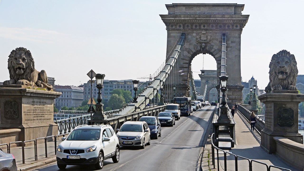 Budapest, Grandinės Tiltas, Džemas, Pkw, Autobusas, Danube, Pirmasis Danube Tiltas, Portalas, Rytas, Eismo Kamštis