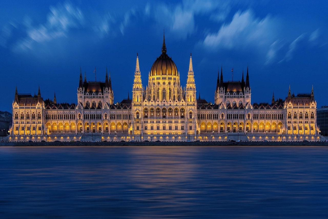 Budapest, Buda, Kenkėjas, Parlamentas, Vengrų Parlamentas, Danube, Atspindys, Naktis, Naktinis Parlamentas, Naktinis Budapest