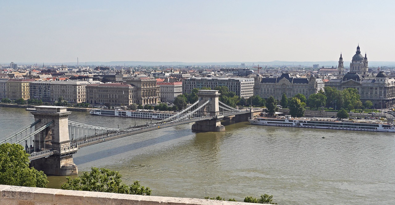 Budapest, Grandinės Tiltas, Danube, Apžvalga, Milijonas Miestų, Kapitalas, Vengrija, Architektūra, Tiltas, Lankytinos Vietos
