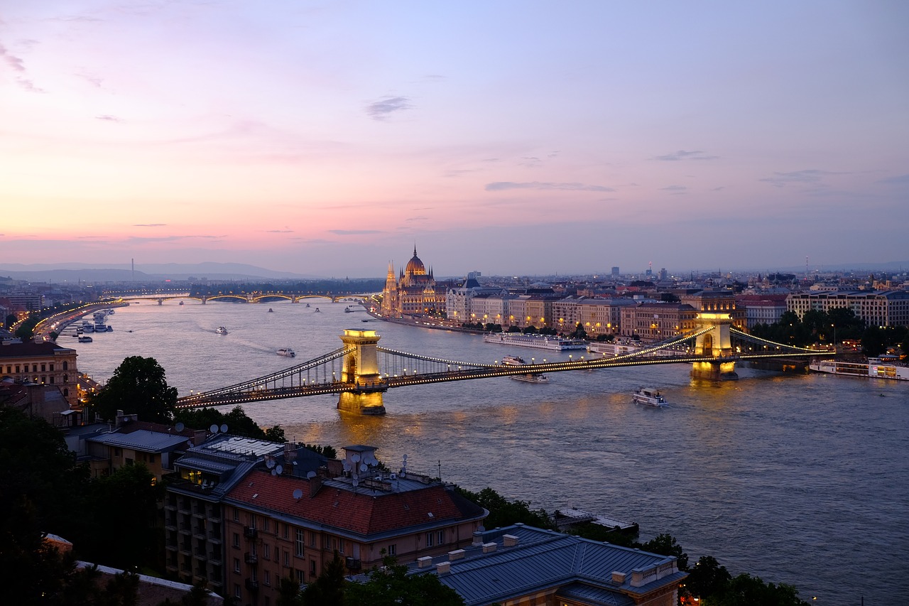 Budapest, Saulėlydis, Žibintai, Violetinė, Kraštovaizdis, Tiltas, Parlamentas, Dangus, Naktis, Dusk