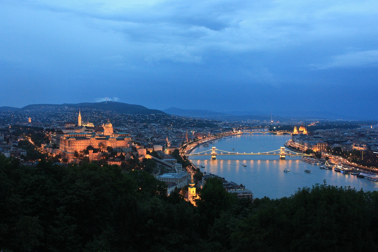 Budapest, Vengrija, Architektūra, Upė, Pilis, Pastatas, Naktį, Žibintai, Tiltas, Nemokamos Nuotraukos