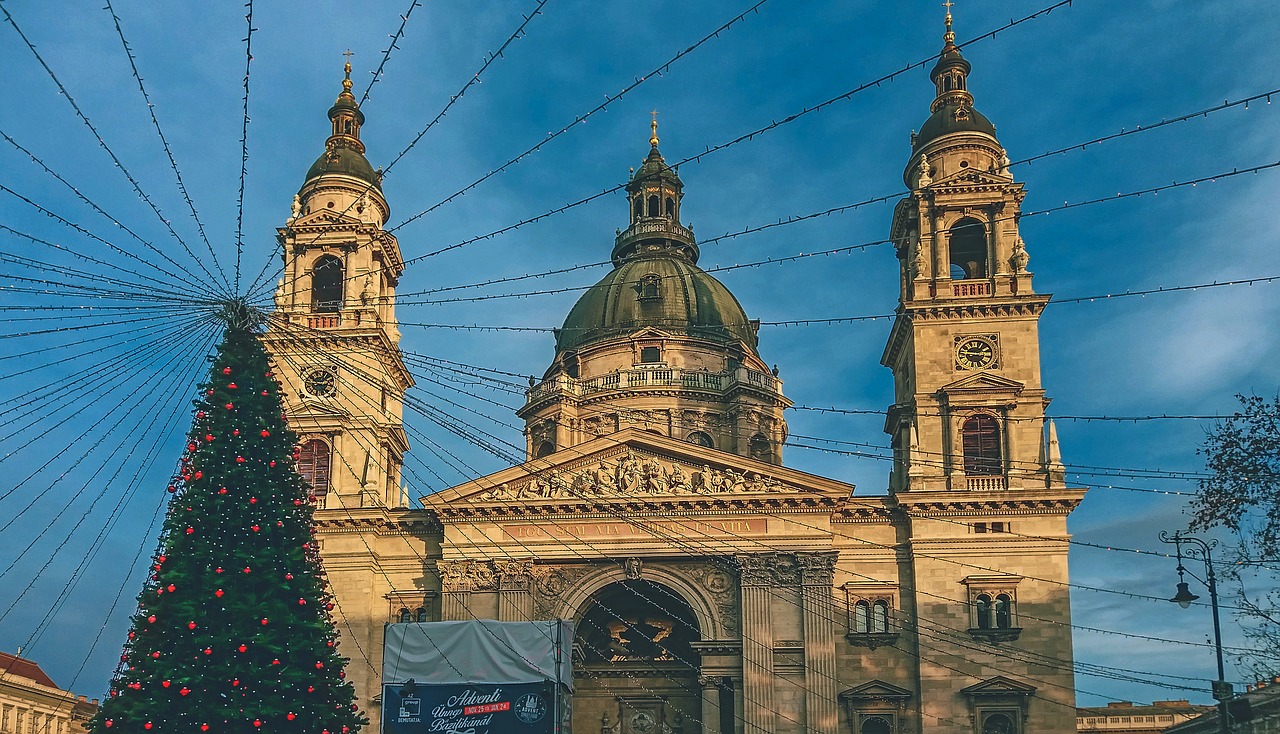 Budapest, Bazilika, Bazilika Budapešte, Kalėdos, Kalėdų Rinka, Kalėdų Rinka Budapešte, Budapeštas Kalėdos, Kalėdų Eglutė, Papuoštas Medis, Medis