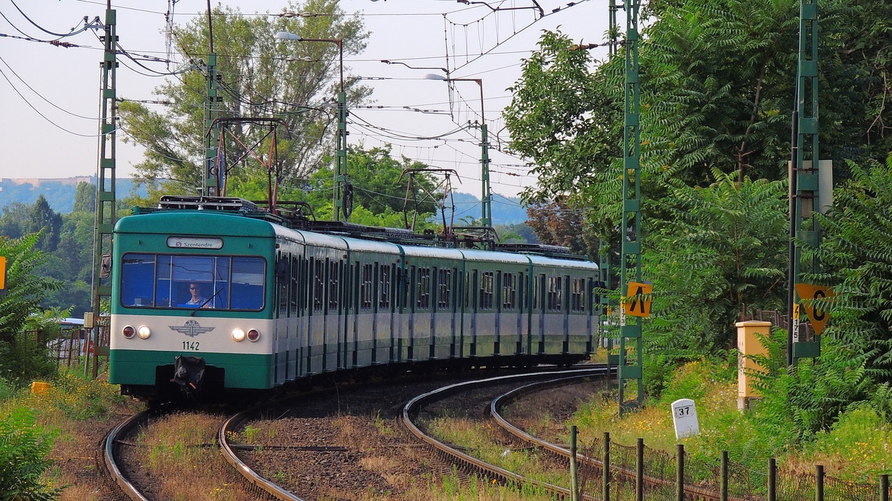 Budapest, Traukinys, Miestas, Europa, Miesto, Vengrija, Gatvė, Kelionė, Gabenimas, Transportas