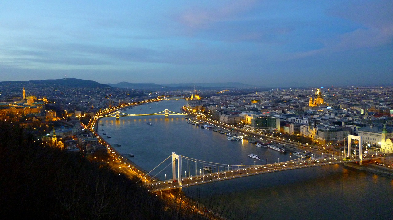 Budapest, Vengrija, Panorama, Kékóra, Danube, Tiltai, Dangus, Žibintai, Žibintas, Upė