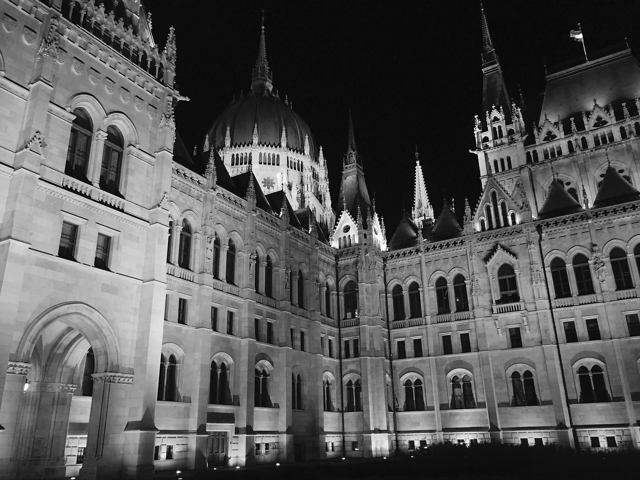 Budapest, Parlamento Rūmai, Juoda Ir Balta, Nemokamos Nuotraukos,  Nemokama Licenzija