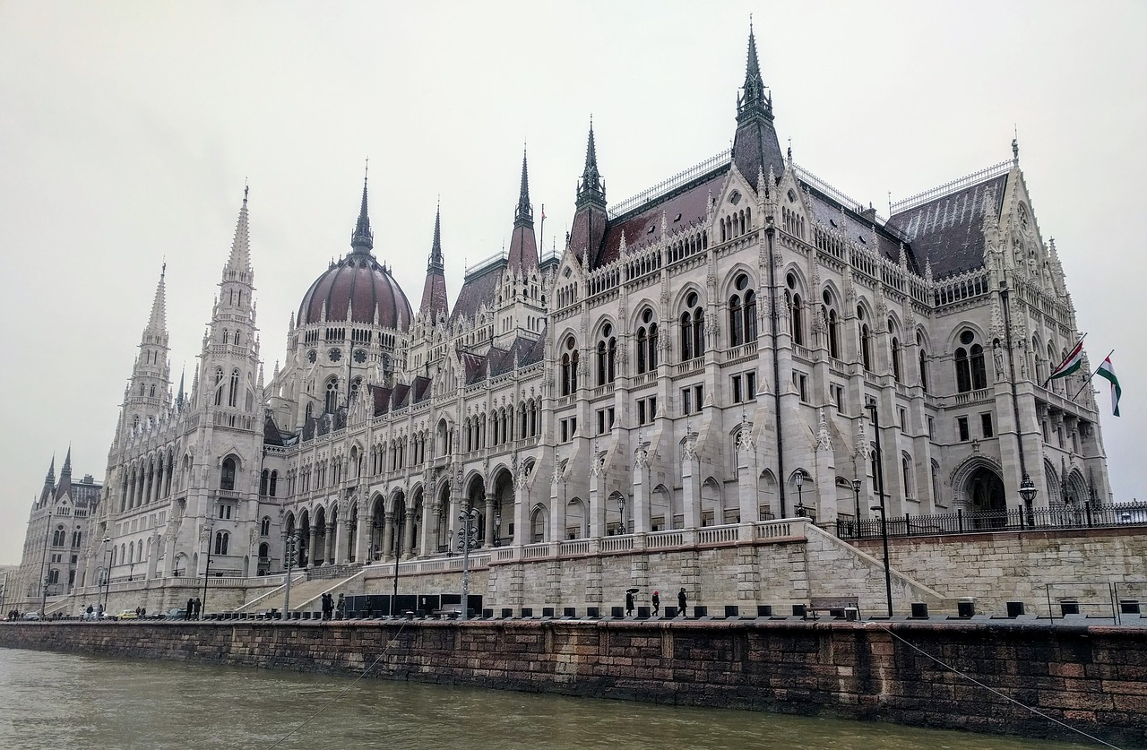 Budapest, Parlamentas, Gotikos Atgimimas, Architektūra, Pastatas, Žiema, Orientyras, Europa, Eksterjeras, Šviesa