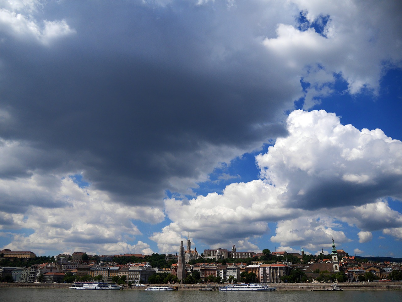 Budapest, Panorama, Debesys, Virš Danube, Nemokamos Nuotraukos,  Nemokama Licenzija